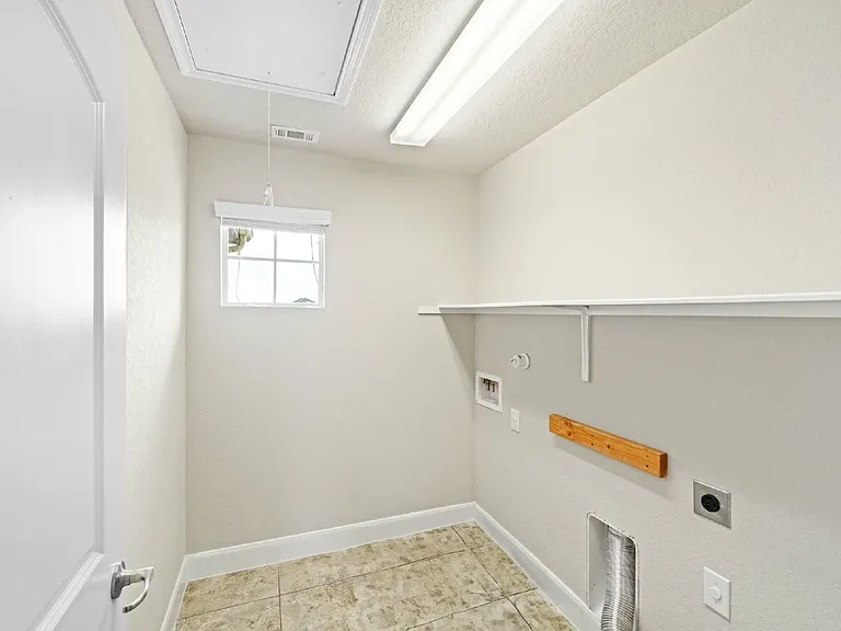 12815 Waterlily Way — Photo 26