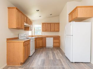 874 NE Hidden Valley Dr #B, Bend, OR 97701