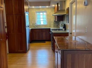 30 Lake Shore Ct APT 4, Brighton, MA 02135