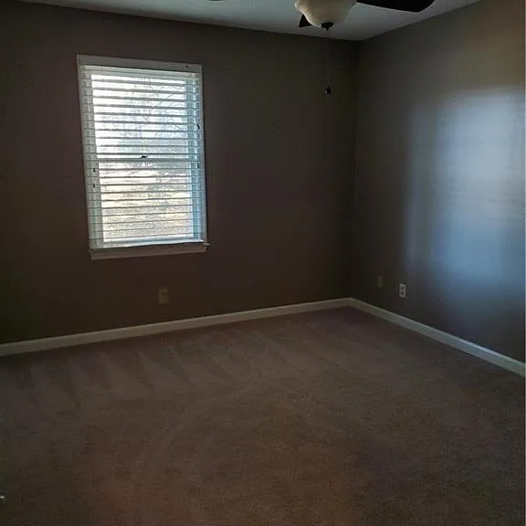 135 Columbine Dr #223 — Photo 7