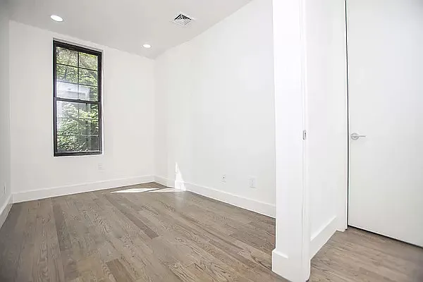 Rented by Green Leaf Management, LLC | media 15