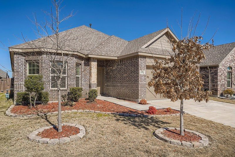 1st image of 3737 Holly Brook Dr