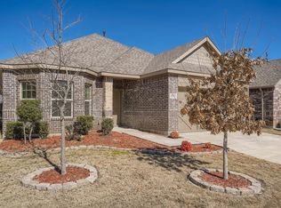 3737 Holly Brook Dr, Fort Worth, TX 76244
