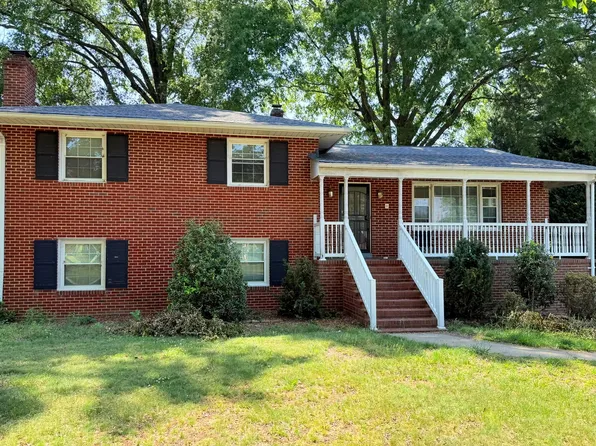 7381 Barnette Ave, Mechanicsville, VA 23111