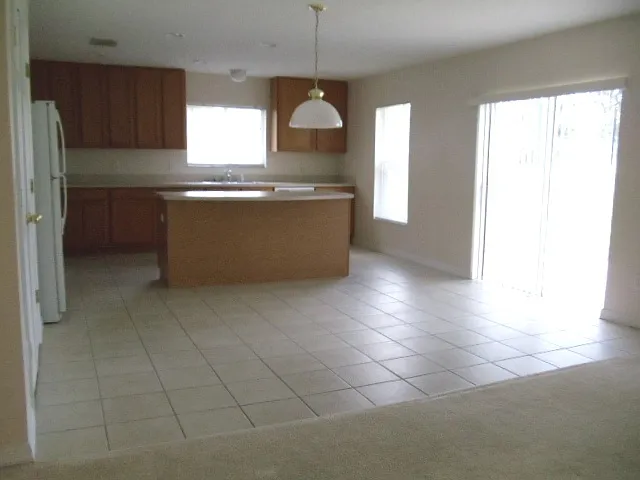 1219 Greenley Ave — Photo 8