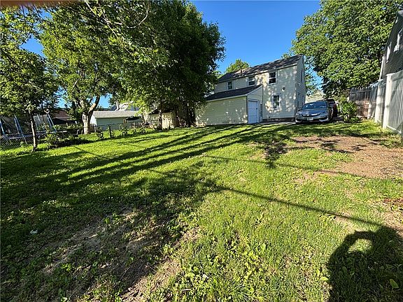 5th image of 107 Revella St