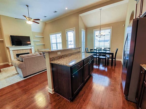 2nd image of 9240 Windy Meadow Ln