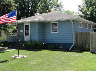 1905 4th Ave N, Grand Forks, ND 58203