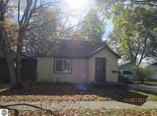 1310 Rosedale St, Alma, MI 48801