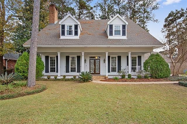 1st image of 110 Longwood Dr
