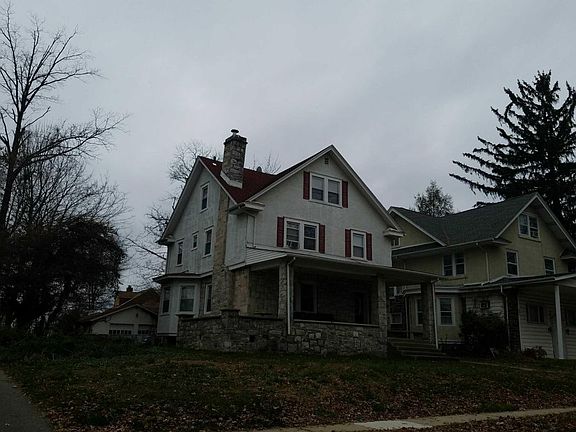 3rd image of 328 Riverview Ave