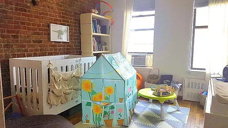 Rented by Manhattan Spaces