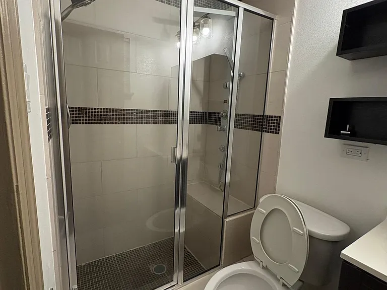 5539 Grape St — Photo 23