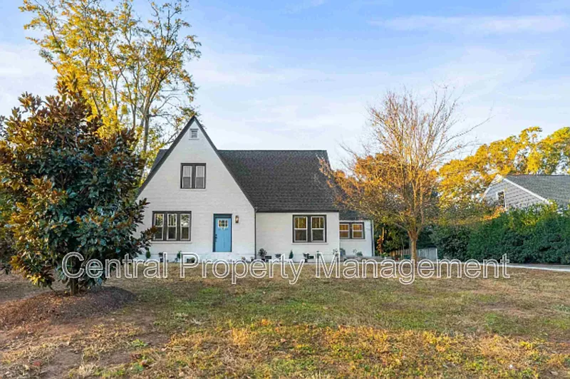 4 bed, 3.5 bath, 2203 sqft, $2,595 — Photo 3