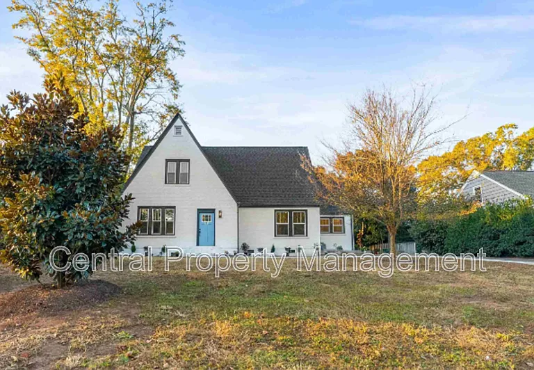 101 Sunset Dr — Photo 3