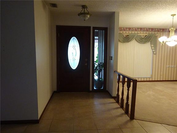3rd image of 6716 Woodside Ct