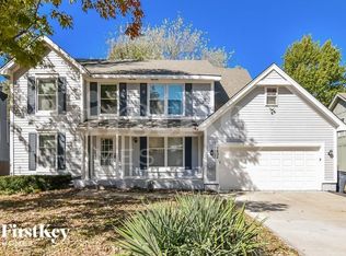1432 E Sheridan Bridge Ln, Olathe, KS 66062