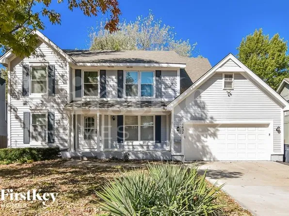 1432 E Sheridan Bridge Ln, Olathe, KS 66062