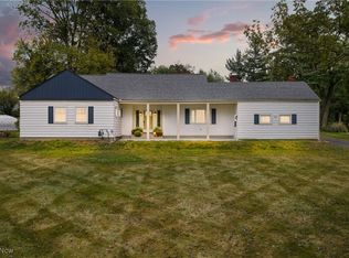 1174 Manchester Ave SW, North Lawrence, OH 44666