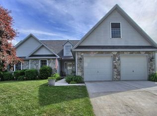10 Fortuna Ln, Enola, PA 17025