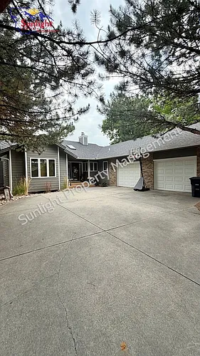 2940 Rimrock Rd #2 Photo 1
