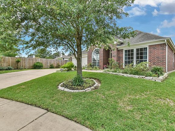 4th image of 20230 Emily Anne Ct