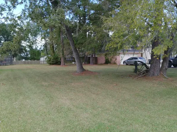3620 Shore Shadows Dr, Crosby, TX 77532