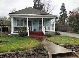 1025 W 10th St, Medford, OR 97501
