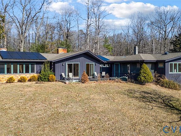 3rd image of 2288 Lexington Tpke