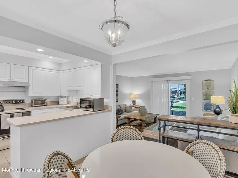 54 Linden Court Spg — Photo 10