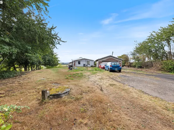 1050 W Lincoln St, Carlton, OR 97111