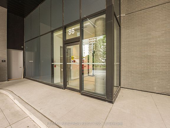 3rd image of 86 Dundas St E #410