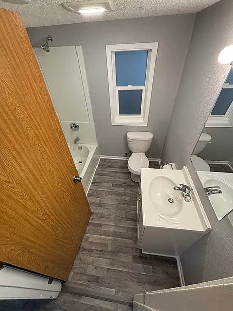 2 bed, 961 sqft, $1,250 — Photo 3
