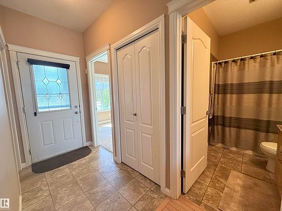 3rd image of 3815 75th St
