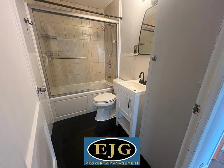 29 Elmwood Rd — Photo 8