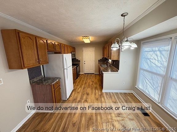 4th image of 539 Crooked Creek Ct