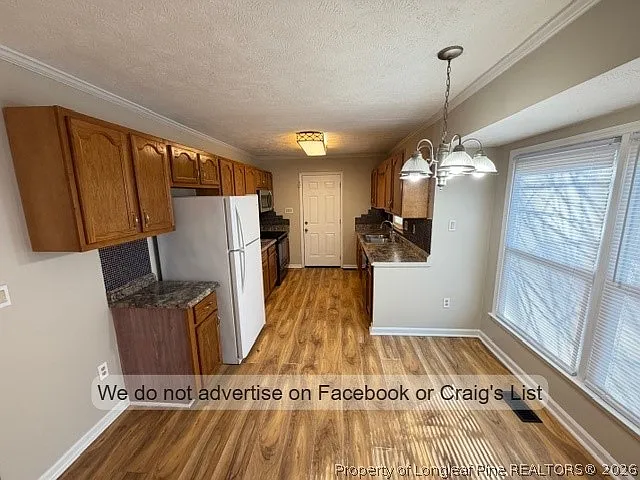 539 Crooked Creek Ct — Photo 4