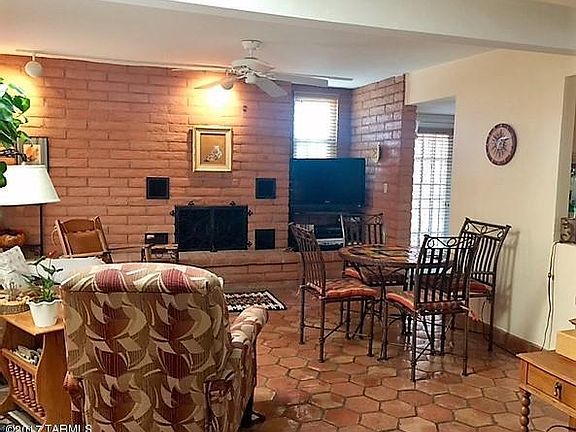 4th image of 5455 N Camino De Oeste