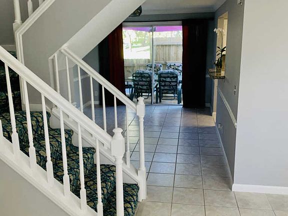 2nd image of 215 Georgian Park Dr