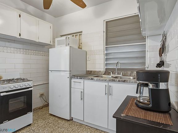 5th image of 153 Calle Castro Vinas #0