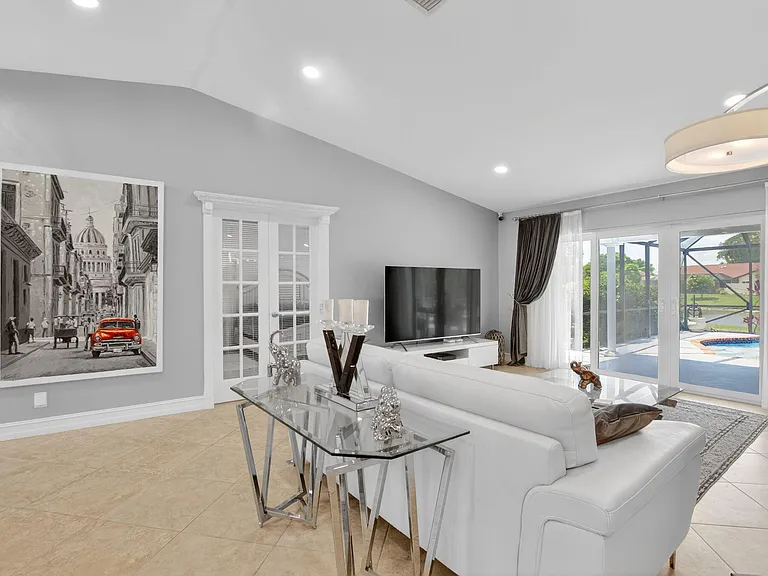10305 Crosswind Rd — Photo 10