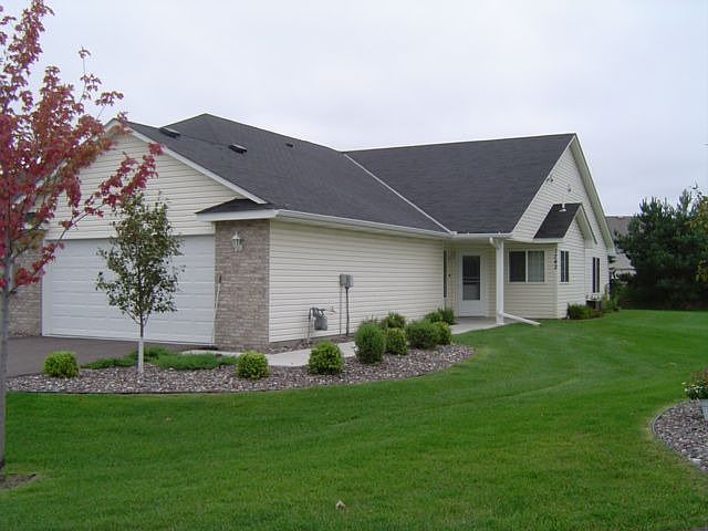 1st image of 1742 Ojibway Dr