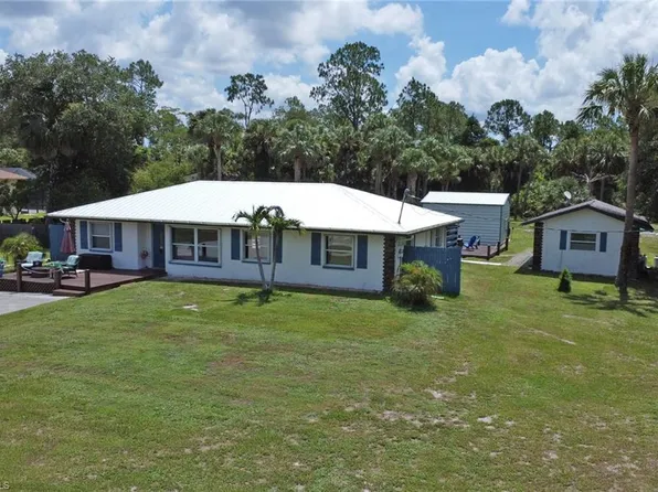 640 27th ST SW, NAPLES, FL 34117