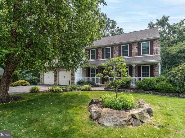 100 Live Oak Dr, Quakertown, PA 18951