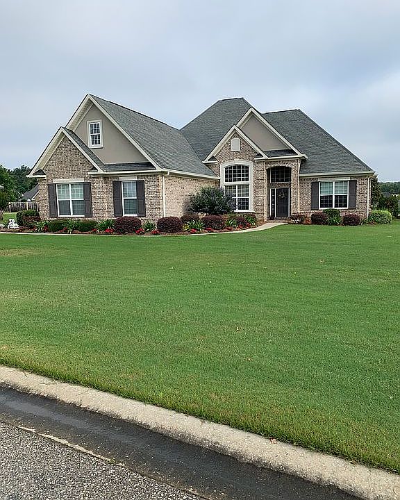 1st image of 40 Peregrine Dr