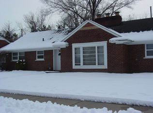 8334 Warren Blvd, Center Line, MI 48015