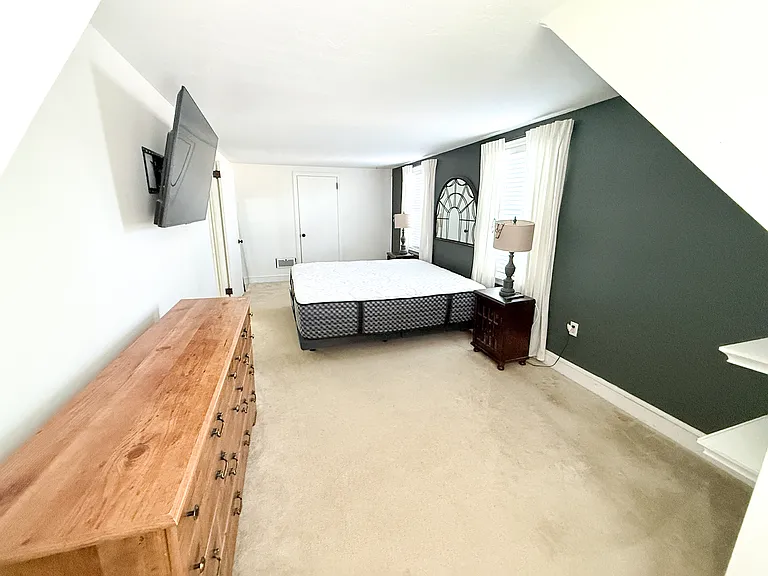 750 S Royal St #1 — Photo 16