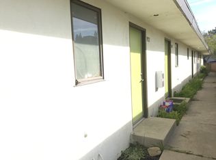 3916-3930 Bryn Mawr Dr, Bakersfield, CA 93305