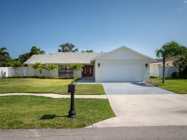 4218 Woods End Road, Boca Raton, FL 33487