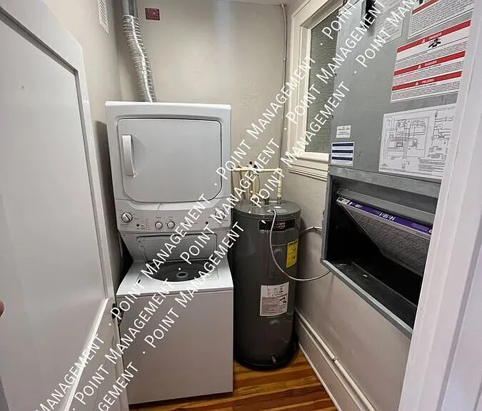 19 Franklin Rd SW #1 — Photo 5